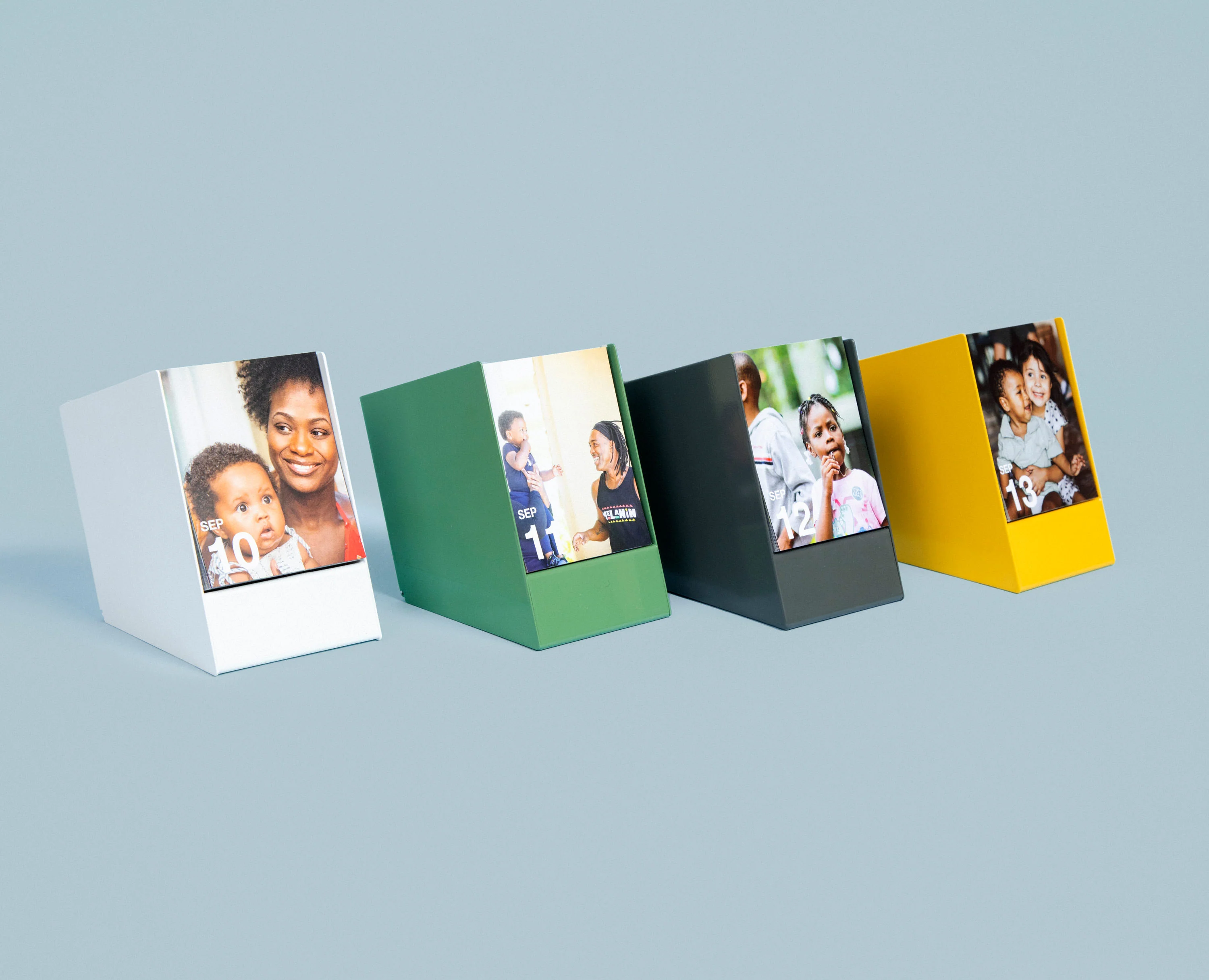Signature Stand - Image 2
